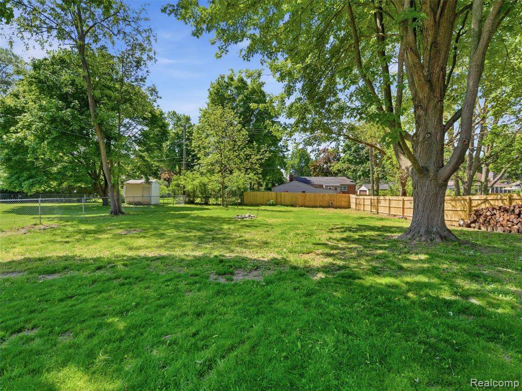 6053 Van Syckle Avenue, Waterford, MI 48329 — Photo 30