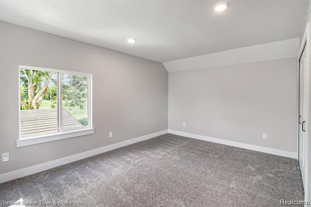 6400 Preston Road, Howell, MI 48855 — Photo 16