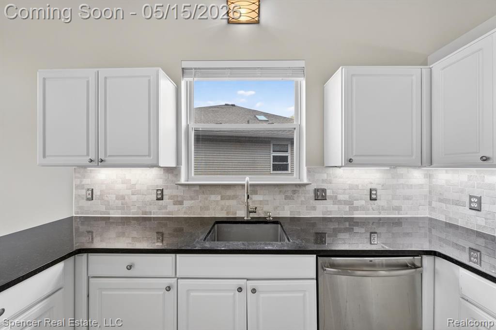 3141 Bridlewood Drive, Rochester, MI 48306 — Photo 18