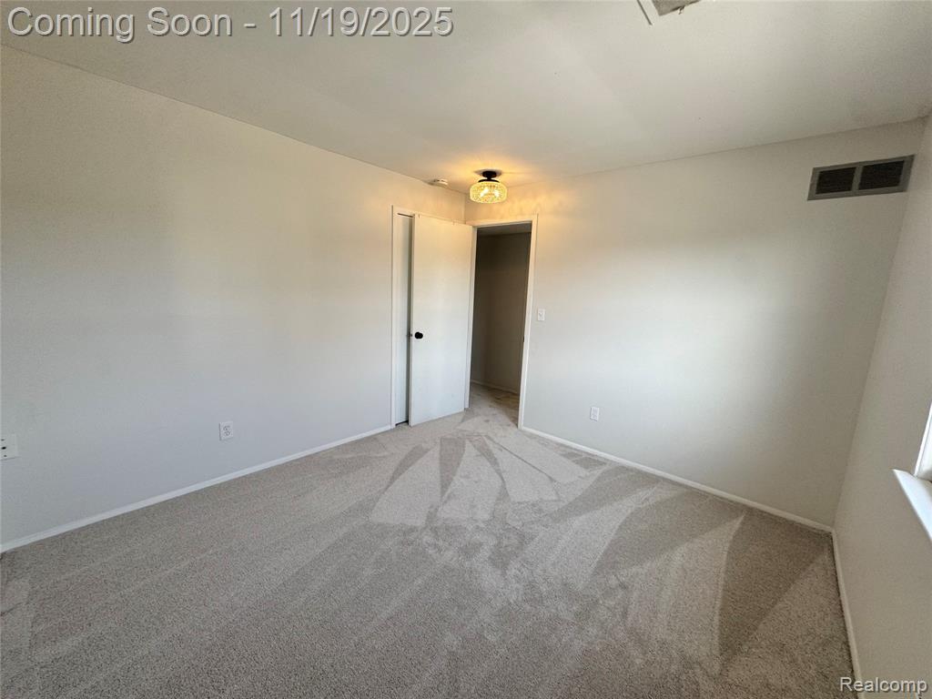 140 Princeton Drive, South Lyon, MI 48178 — Photo 22