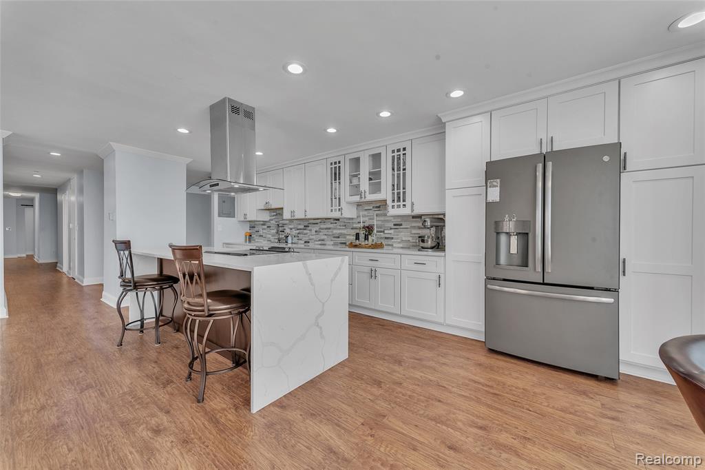8200 E Jefferson Ave, 1610, Detroit, MI 48214 — Photo 3
