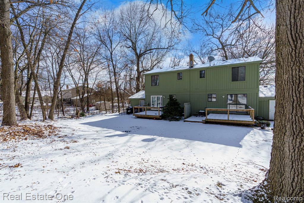 8060 MOUNTAIN VIEW, White Lake, MI — Photo 5