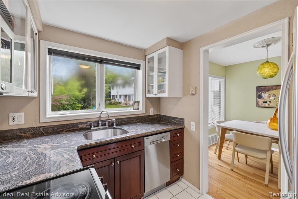 1005 N Old Woodward Avenue, Birmingham, MI 48009 — Photo 14