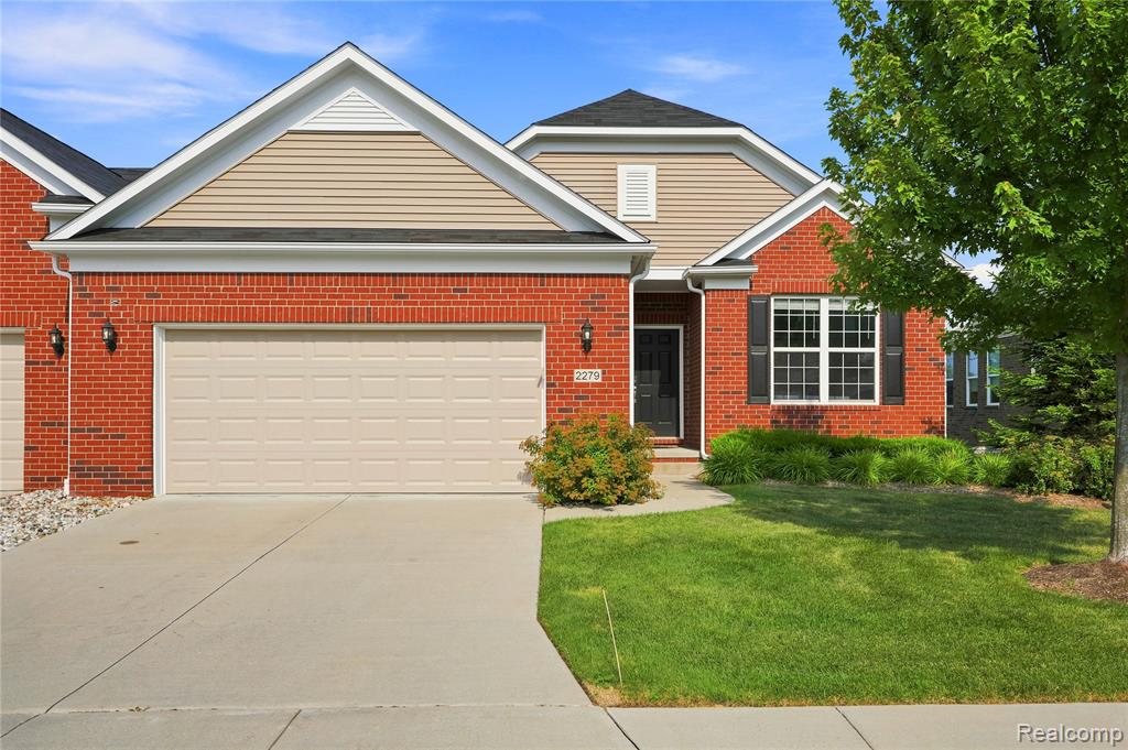 2279 Monte Vista Court, Lake Orion, MI