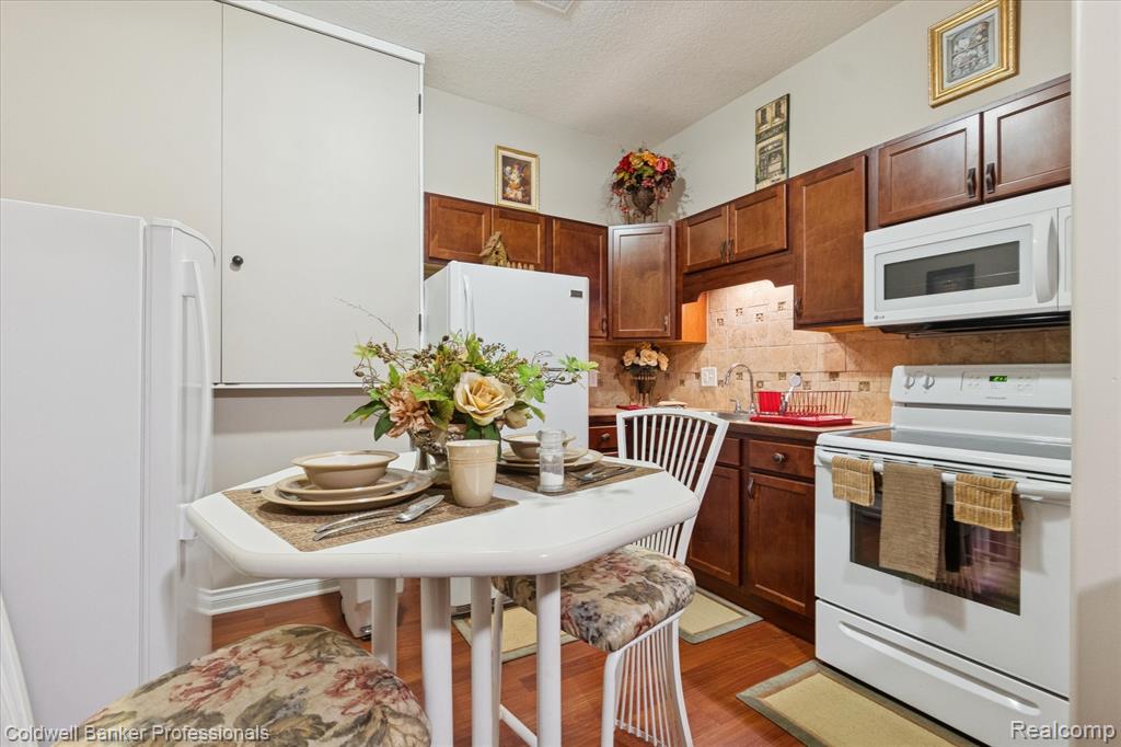 13065 White Oaks, Gaines Vlg, MI 48436 — Photo 44