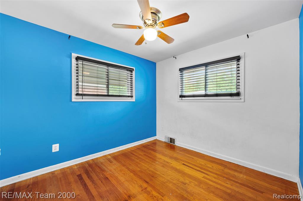 6442 Arcola Street, Garden City, MI — Photo 23
