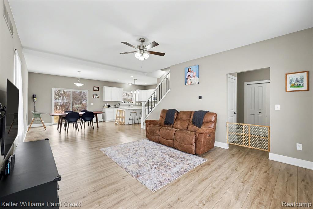 49053 Jefferson Avenue, Chesterfield, MI 48047 — Photo 10
