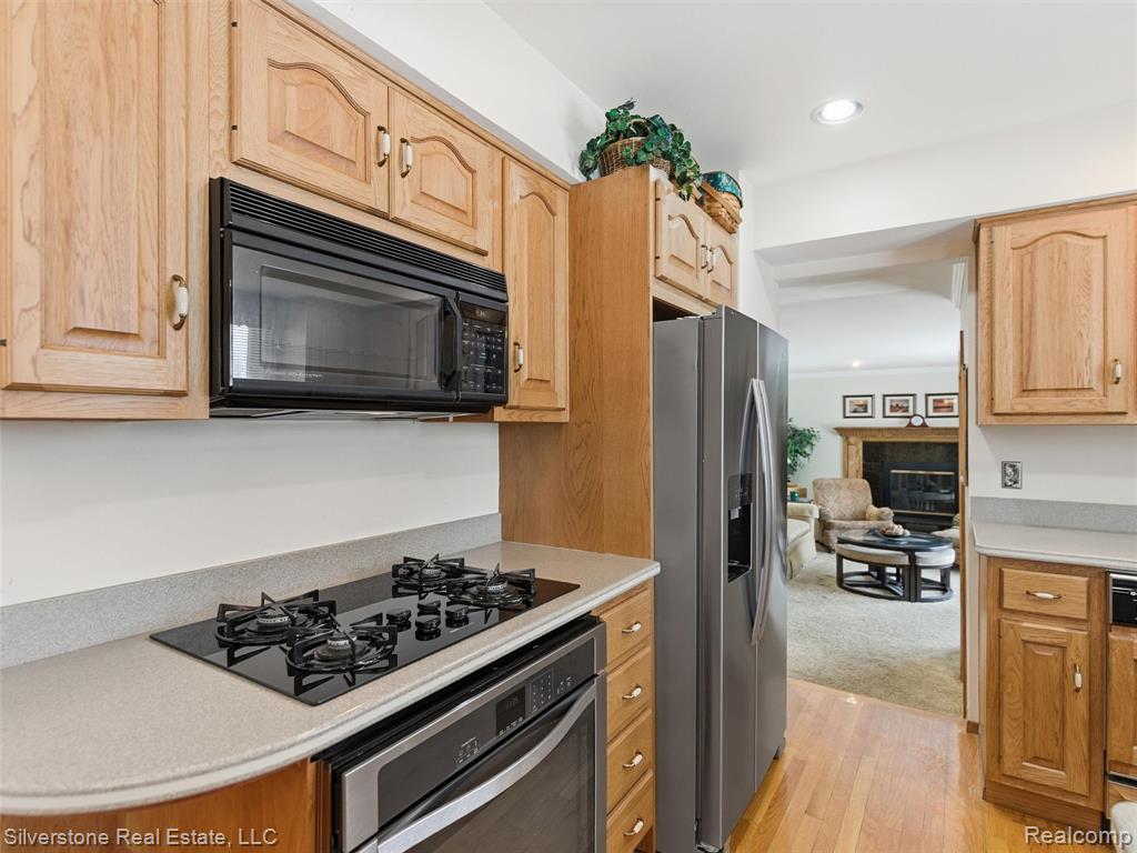 6766 Vernmoor Drive, Troy, MI 48098 — Photo 15