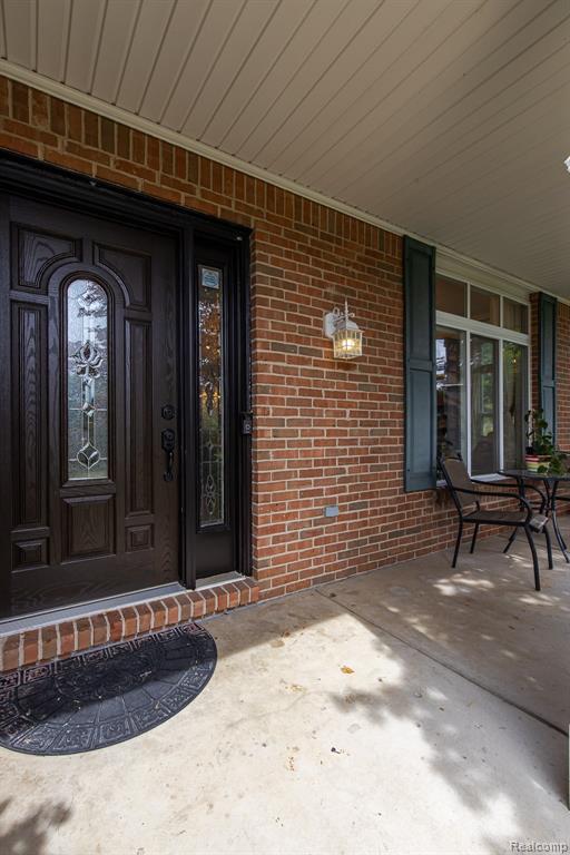 8640 Newport Drive, White Lake, MI — Photo 8