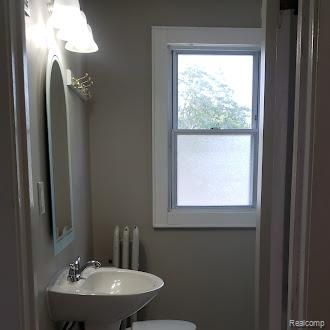 2823 Queen Street, Dearborn, MI, 48124