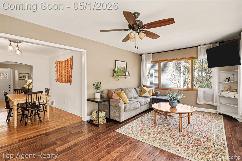 3744 Robina Avenue, Berkley, MI 48072 — Photo 11