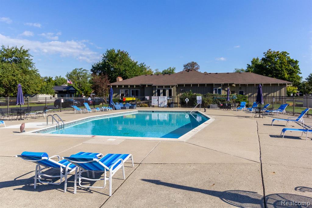 8095 Colony Drive, 23, Grosse Ile, MI 48138 — Photo 36