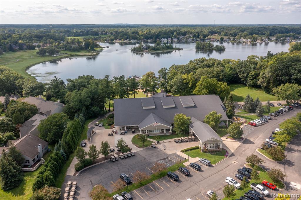 4475 Golf View Drive, Brighton, MI 48116 — Photo 28