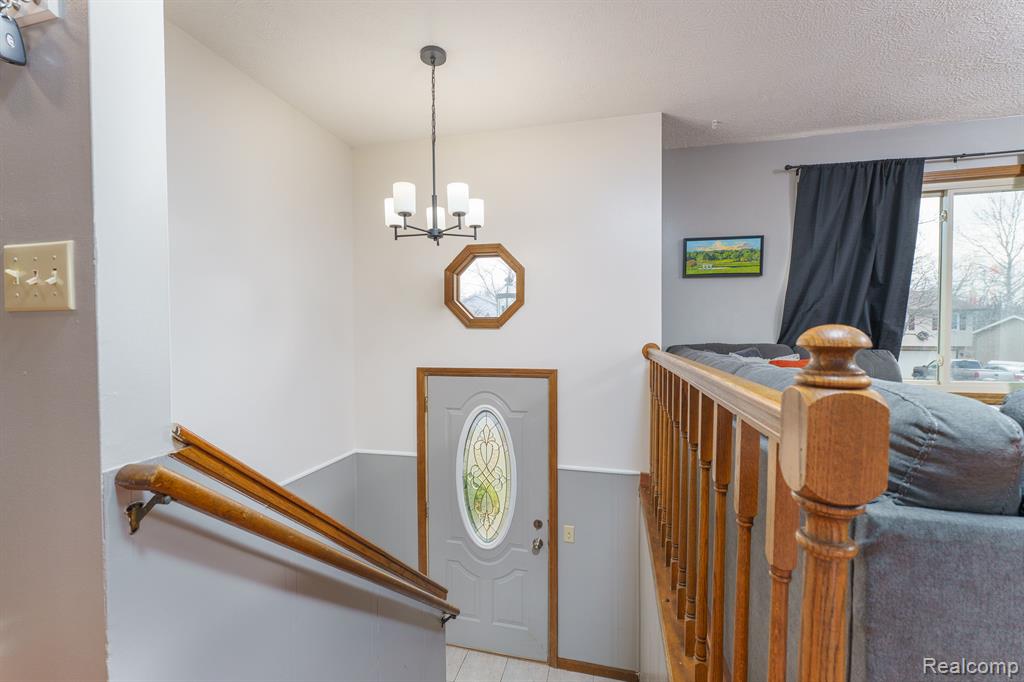 4136 CHICKORY Lane, Lansing, MI 48910 — front exterior
