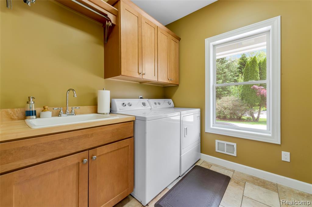 13085 Rohn Road, Fenton, MI 48430 — Photo 30