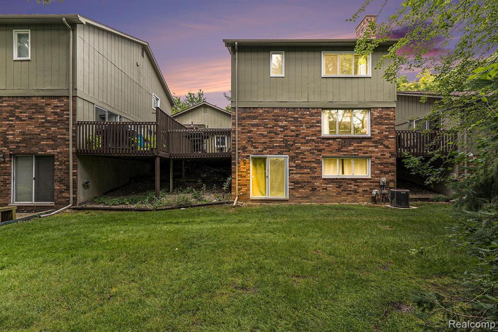 4077 JUSTIN Court, Bloomfield Hills, MI 48302 — Photo 25