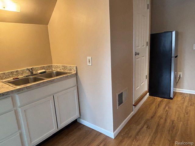 728 BARKELL Street, Pontiac, MI 48340 — Photo 7