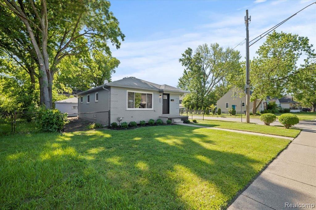 4014 GREENFIELD Road, Berkley, MI 48072 — Photo 35