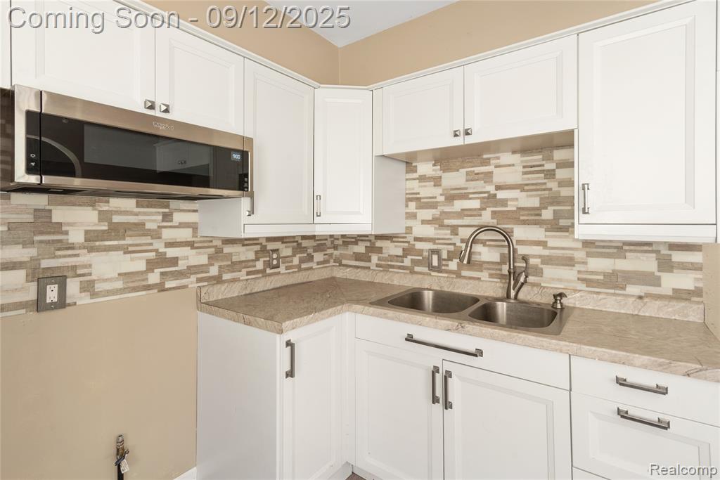 726 E Parkway Avenue, Flint, MI 48505 — Photo 7