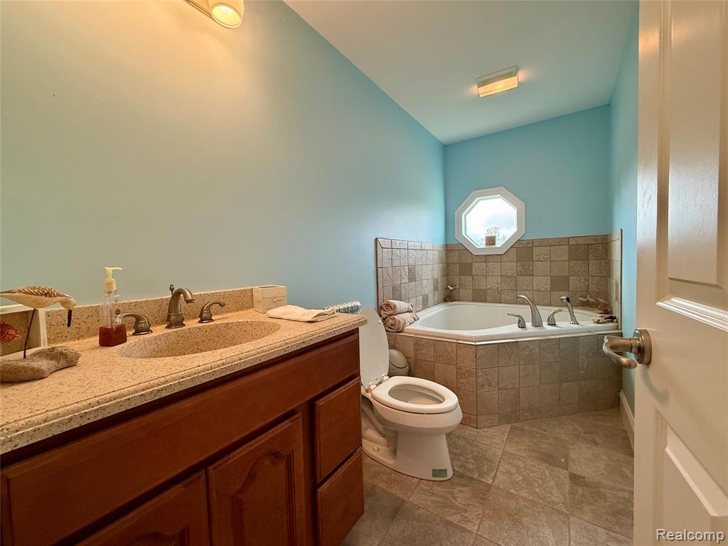 5041 Vista Bay Trail, Goodrich Vlg, MI — Photo 32