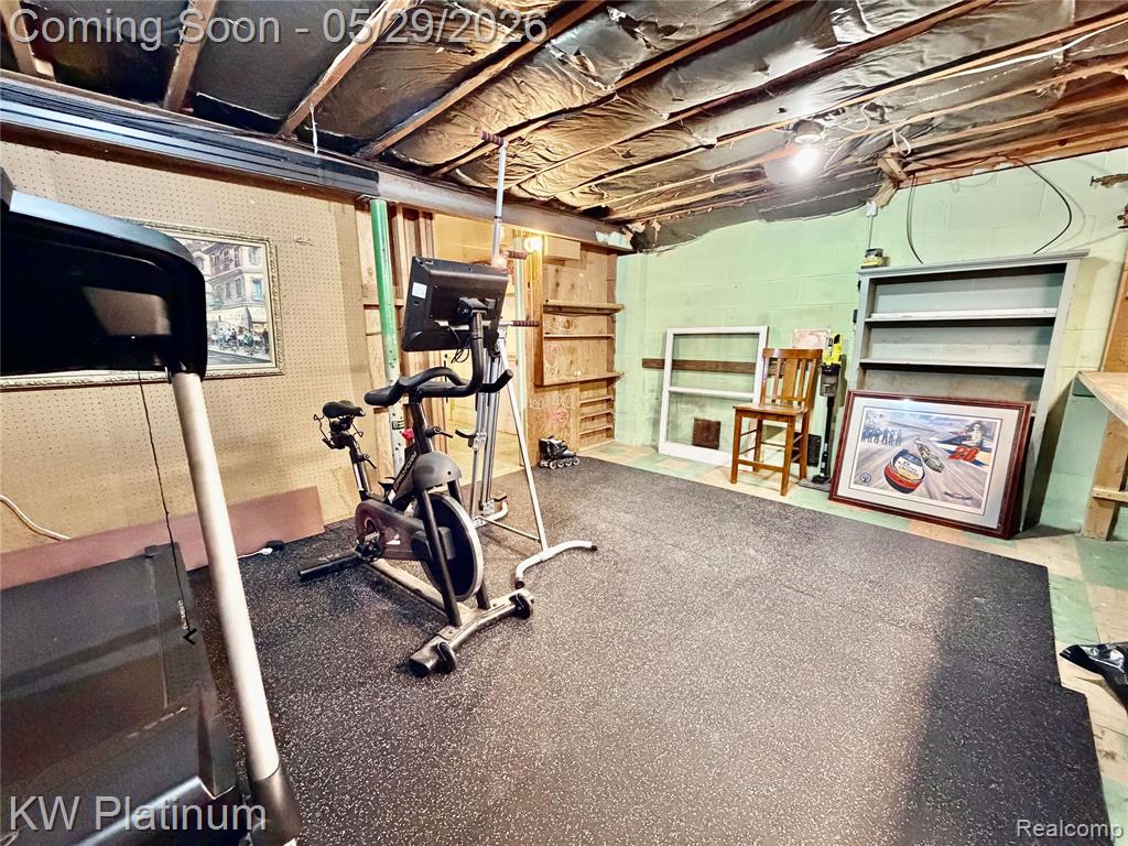 2425 Woodstock Drive, Port Huron, MI 48060 — Photo 39