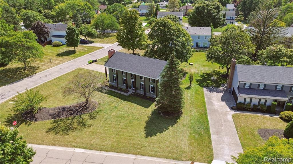 5015 Langlewood Drive, West Bloomfield, MI — Photo 41