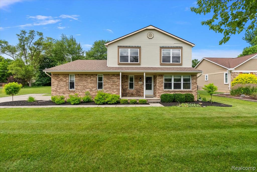 45071 Yorkshire Drive, Novi, MI — front exterior