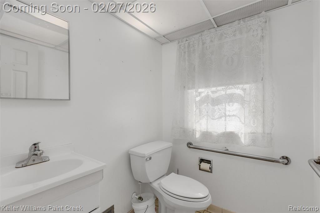 4732 Barcroft Way, Sterling Heights, MI 48310 — Photo 20