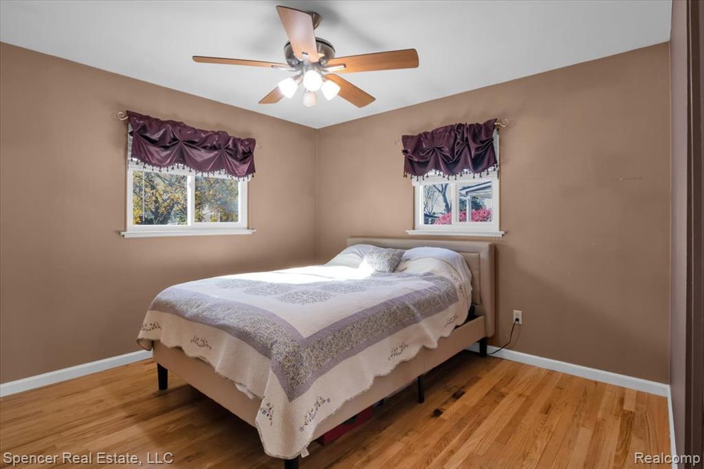 5726 Sutherland Drive, Waterford, MI 48327 — Photo 18