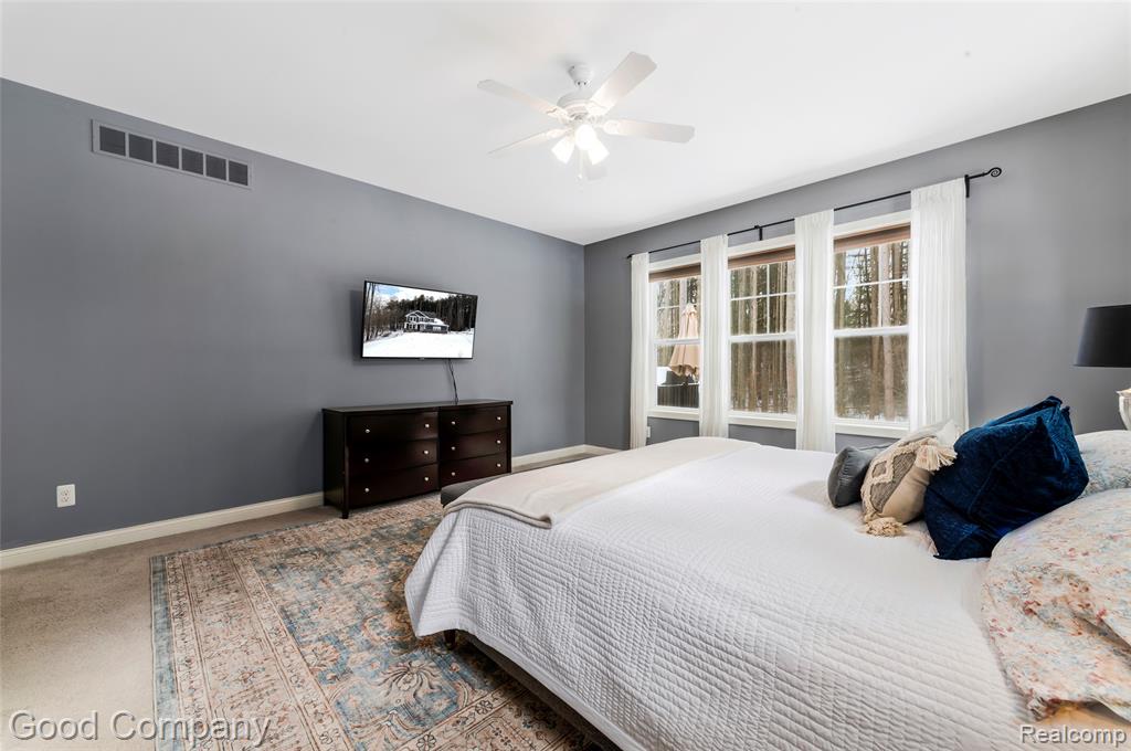 8687 Sunrise Mist Drive, Pinckney, MI 48169 — Photo 17