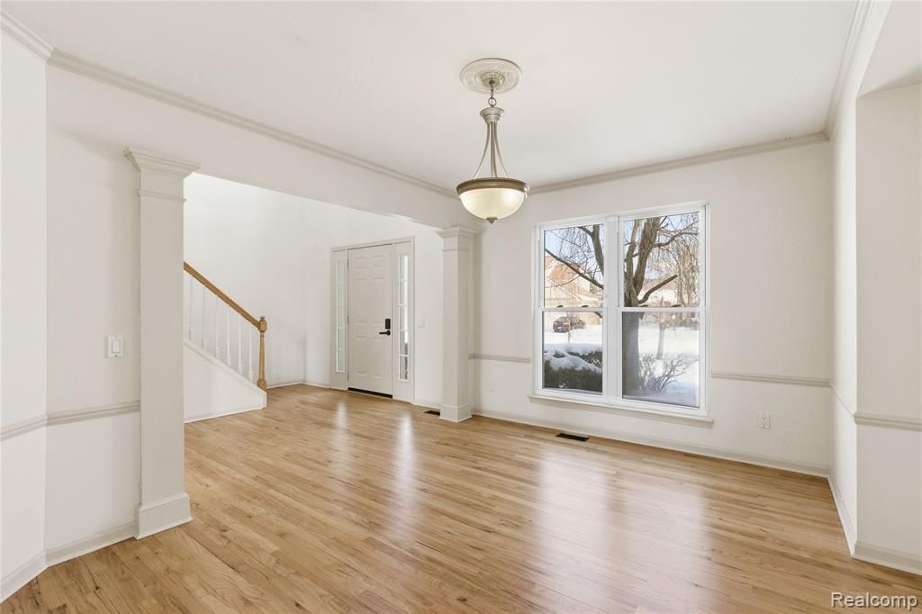 45677 Radnor Road, Canton, MI 48187 — Photo 6