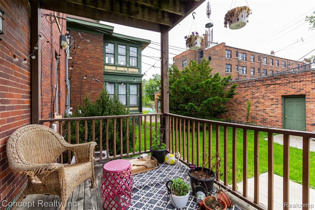 440 E FERRY Street, Detroit, MI 48202 — Photo 45