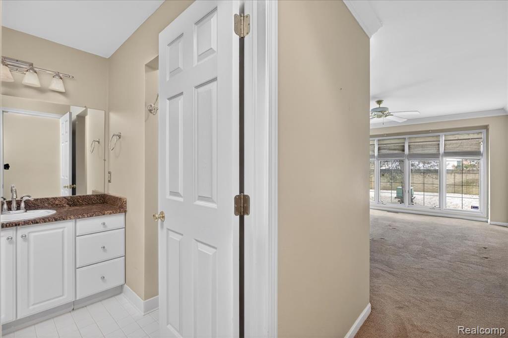 42689 Jason Court, 107, Sterling Heights, MI 48313 — Photo 25
