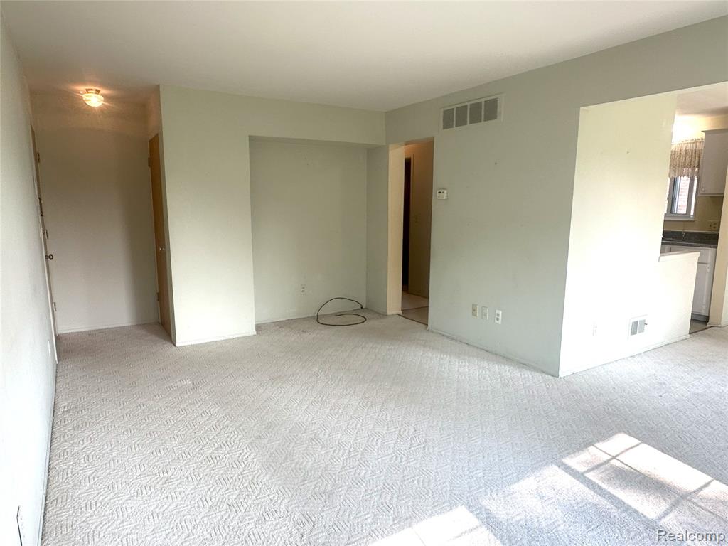 29330 Hoover Road, 330, Warren, MI 48093 — Photo 5
