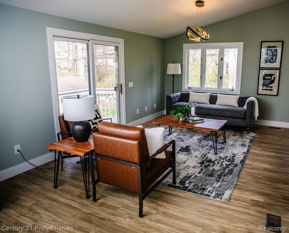8130 Casa Mia Drive, White Lake, MI — Photo 13