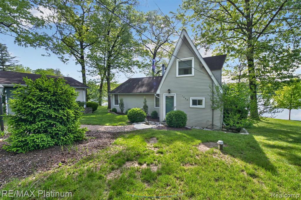 1464 Clark Lake Road, Brighton, MI 48114 — Photo 27