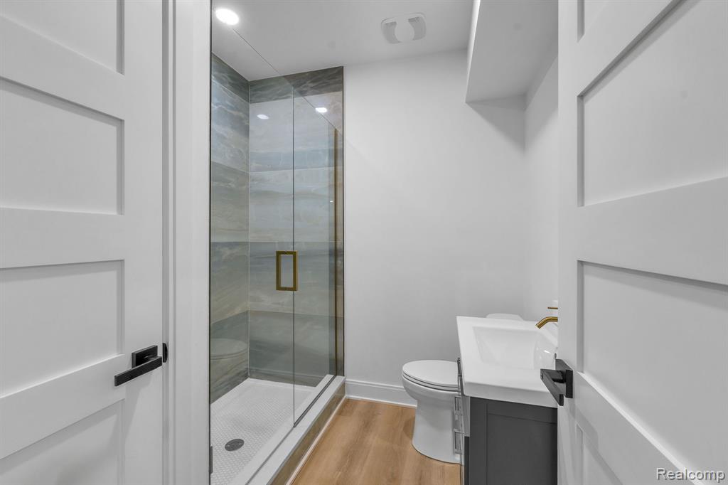 4546 Niagara Lane, Bloomfield Hills, MI 48301 — Photo 38