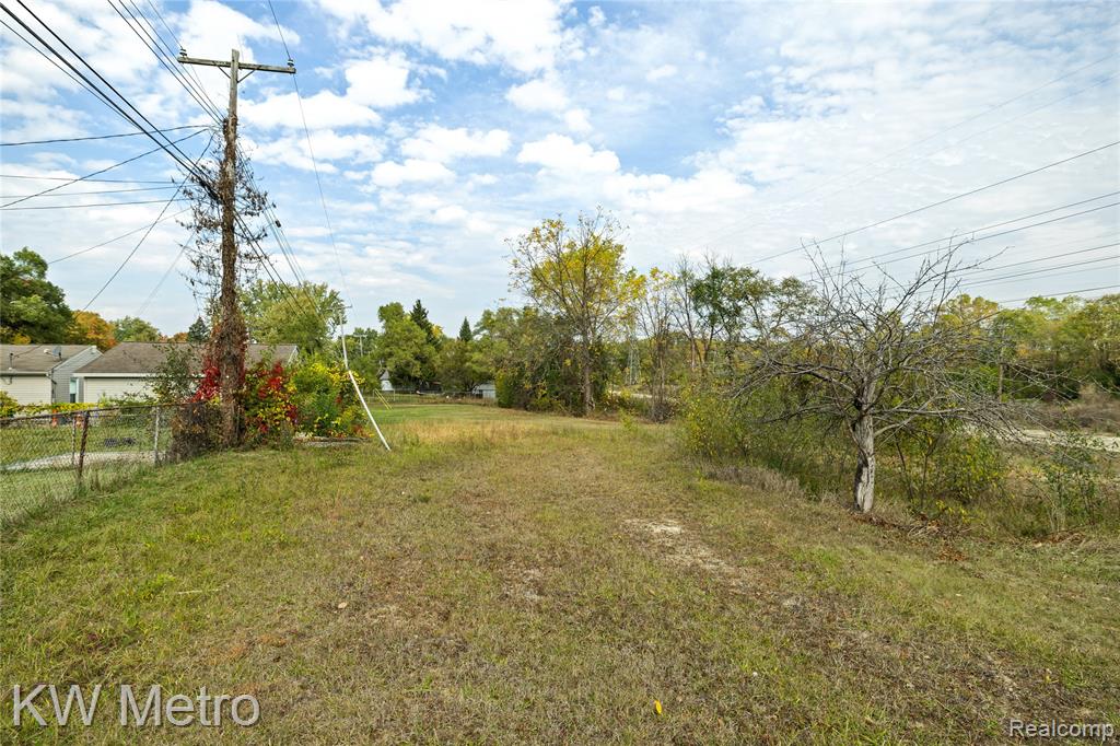 808 Kettering Avenue, Pontiac, MI 48340 — Photo 43