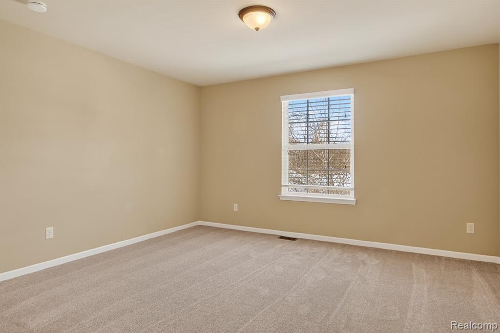 4241 Tonawanda Avenue, Royal Oak, MI 48073 — Photo 40