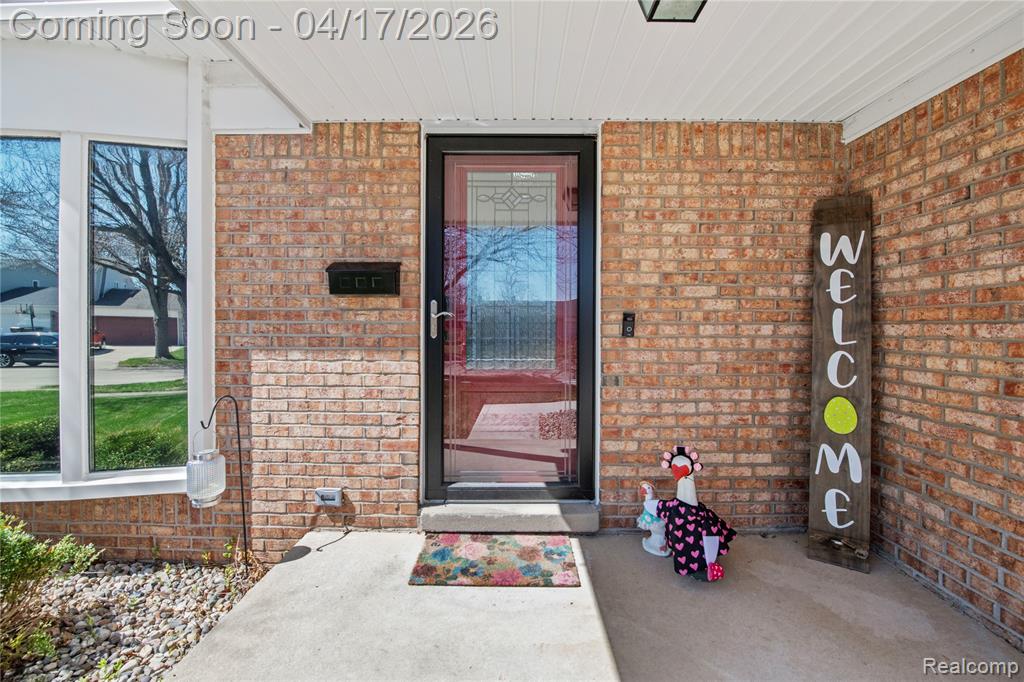 19534 Coachwood Road, Riverview, MI 48193 — Photo 11