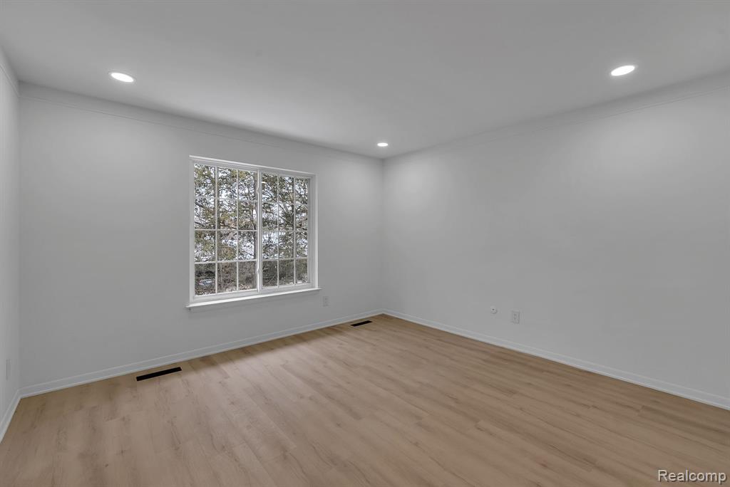 408 Fox Hills #A5 Drive S, Bloomfield Hills, MI 48304 — Photo 24