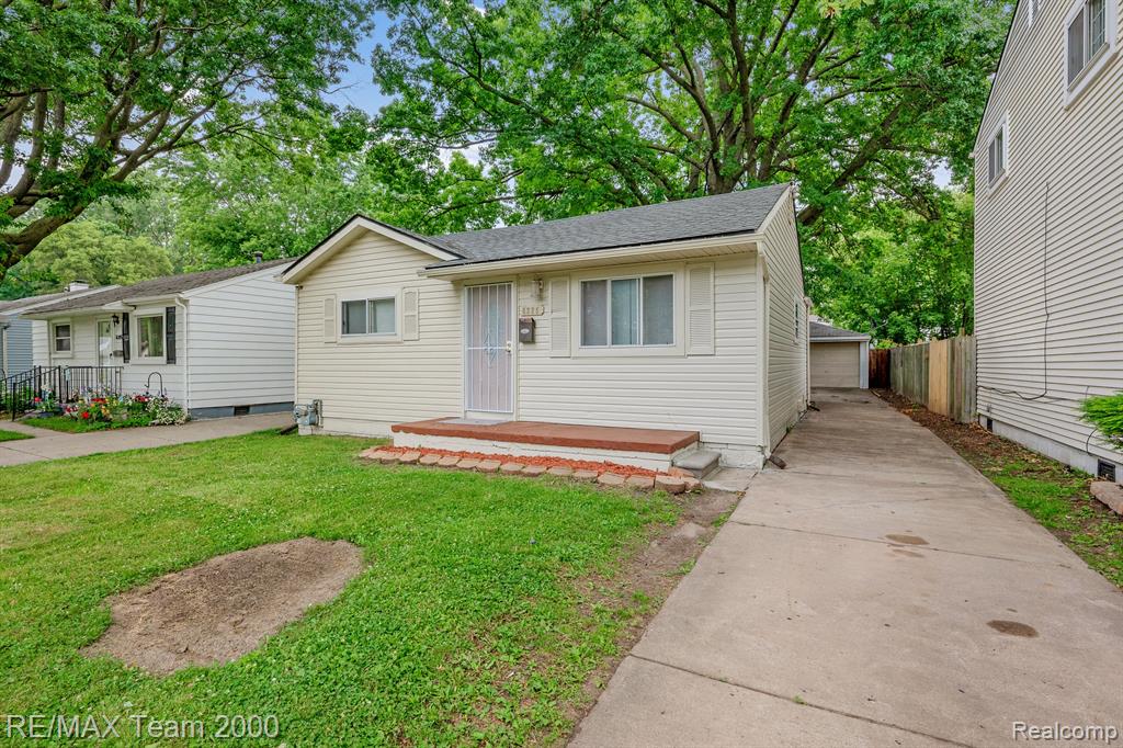 6325 FELLRATH Street, Taylor, MI 48180 — Photo 2