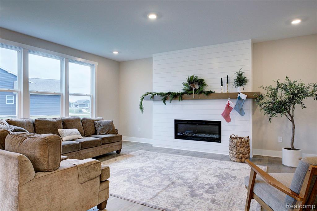 513 Round Rock Drive, Howell, MI 48843 — Photo 15