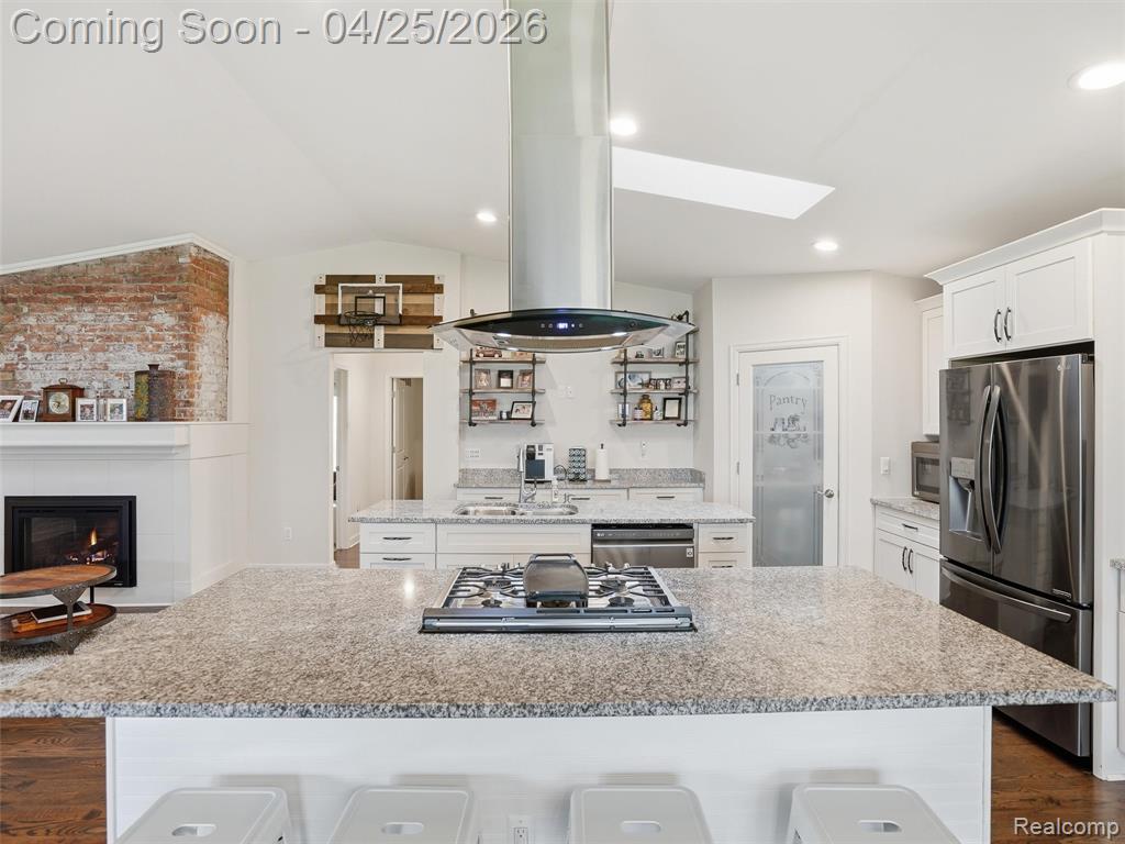 590 N Sheldon Road, Plymouth, MI 48170 — Photo 16