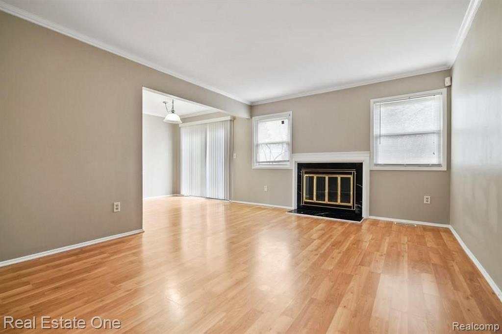 5139 BUCKINGHAM, Troy, MI 48098 — Photo 4