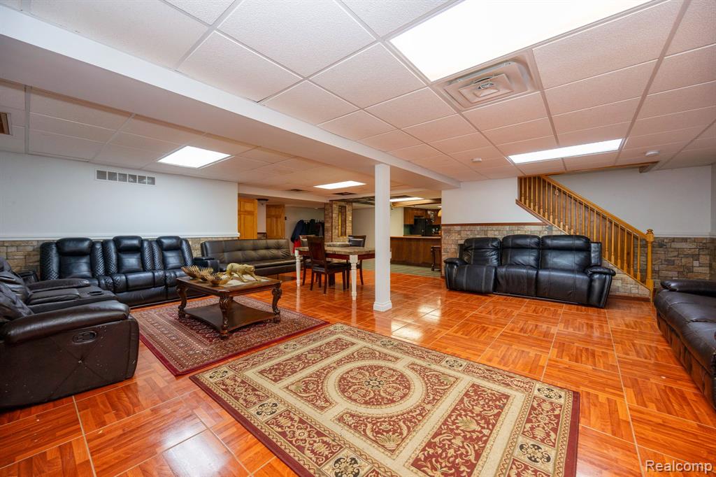 5858 Reuter Street, Dearborn, MI 48126 — Photo 37