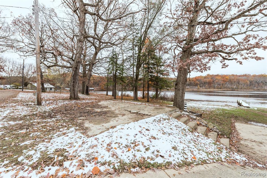 542 Oak Dale Drive, Chelsea, MI 48118 — Photo 7