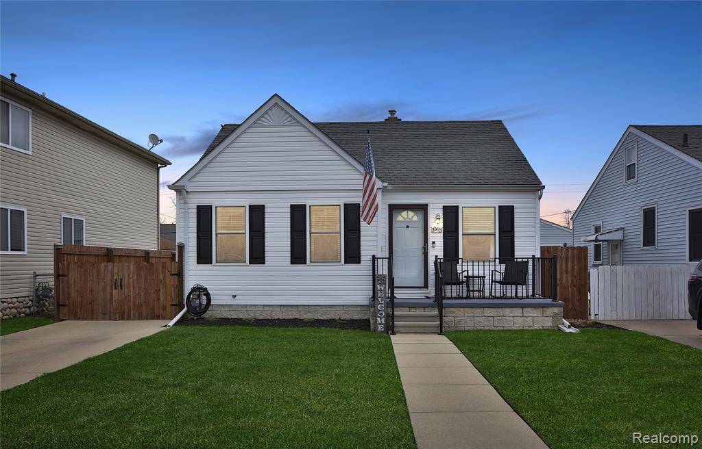 1063 19th Street, Wyandotte, MI 48192 — front exterior