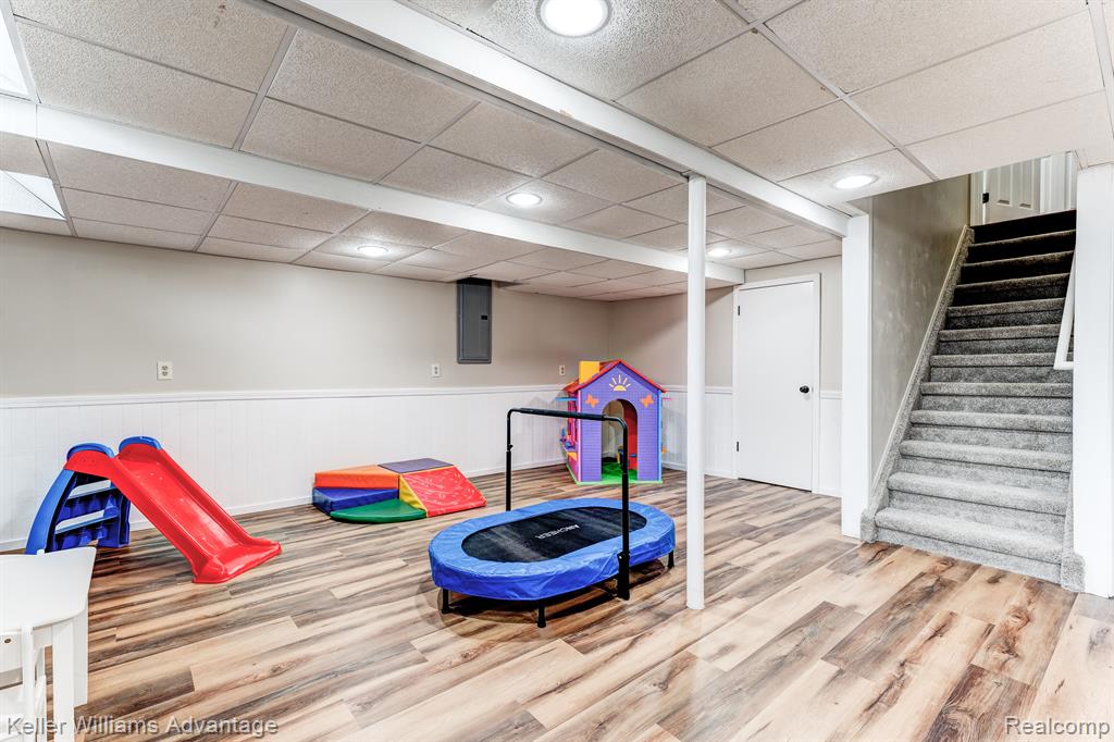 47397 Bartlett Drive, Canton, MI 48187 — Photo 33