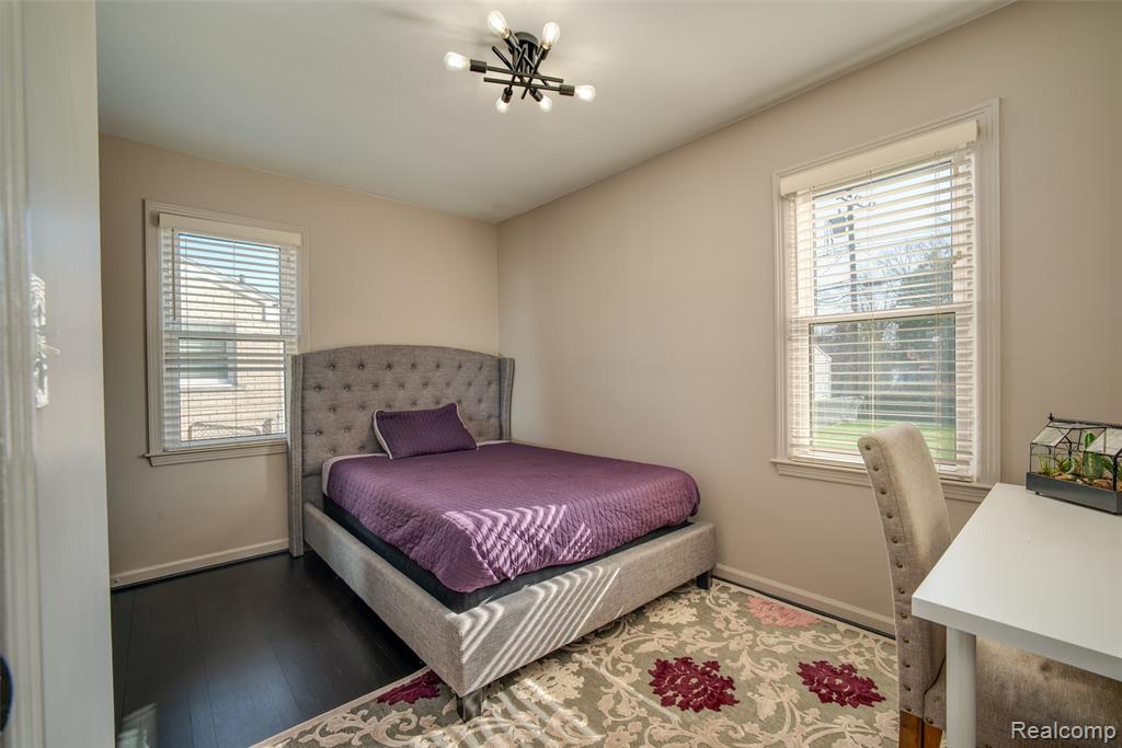 9614 Shadyside Street, Livonia, MI 48150 — Photo 13